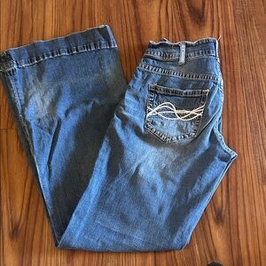 Cowgirl Tuff Blue Jeans with Embroidered Pocket